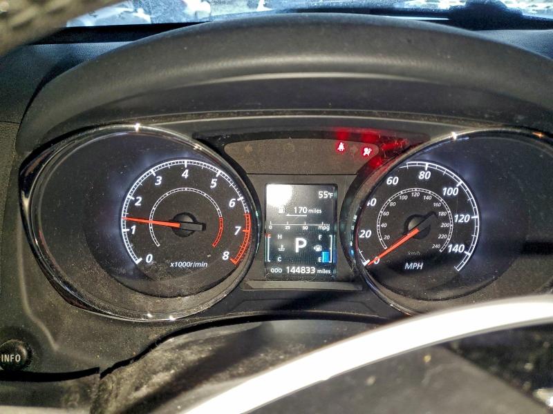 Фото 9 - MITSUBISHI OUTLANDER