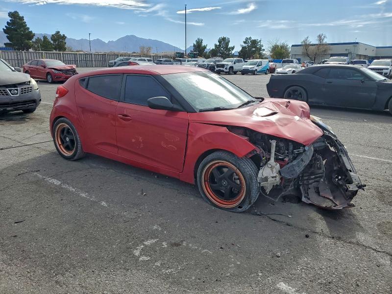 Фото 4 - HYUNDAI VELOSTER