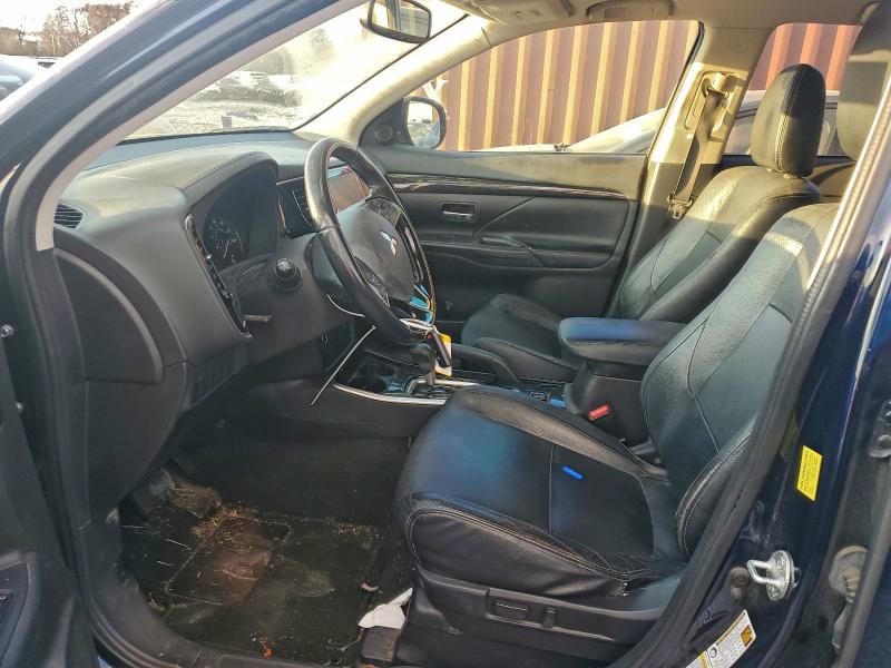 Фото 7 - MITSUBISHI OUTLANDER