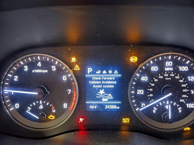 Фото 9 - HYUNDAI TUCSON