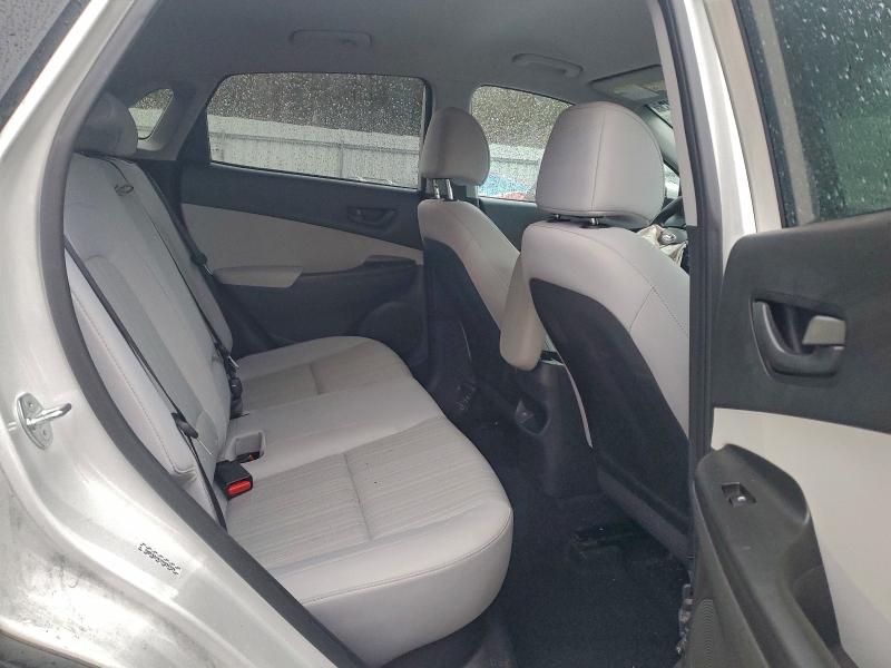 Фото 11 - HYUNDAI KONA