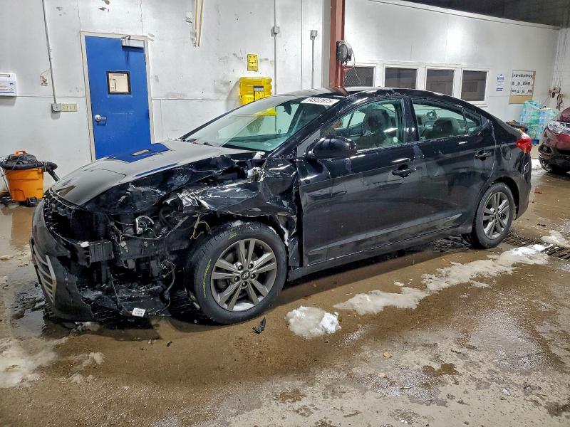 Фото 1 - HYUNDAI ELANTRA