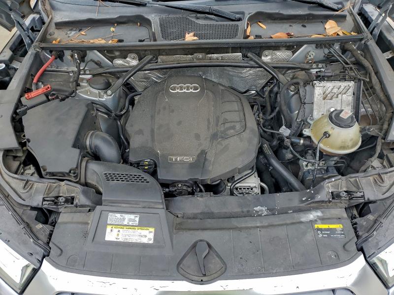 Фото 12 - AUDI Q5