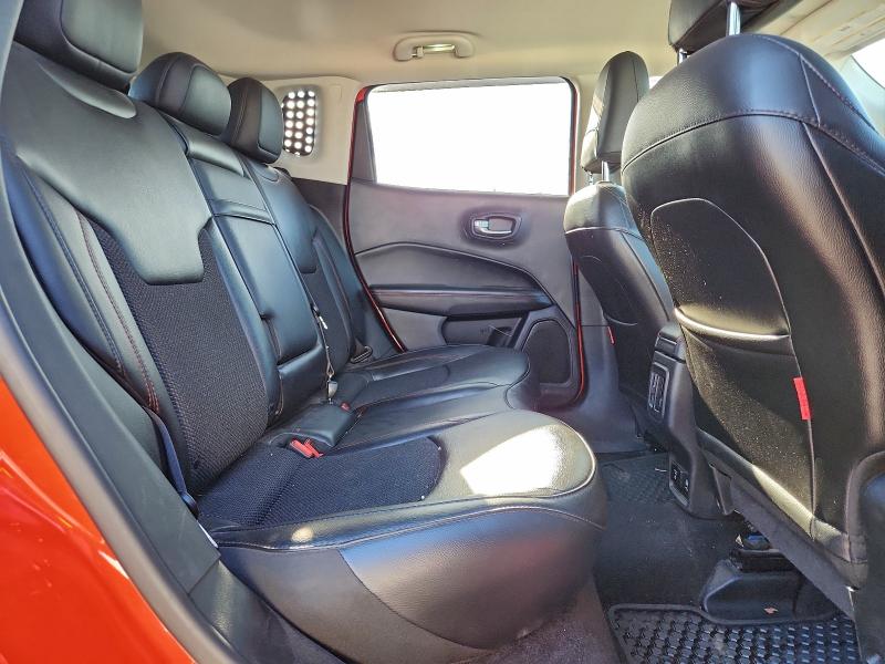 Фото 11 - JEEP COMPASS