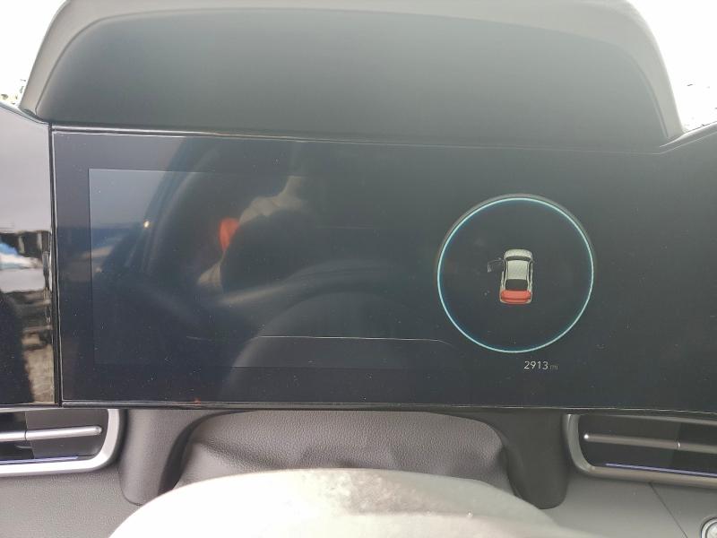 Фото 9 - HYUNDAI ELANTRA