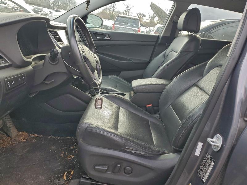 Фото 7 - HYUNDAI TUCSON