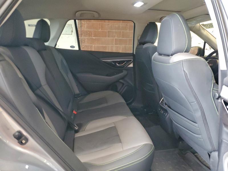 Фото 11 - SUBARU OUTBACK