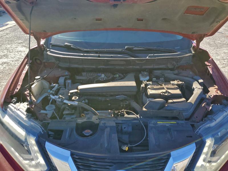 Фото 12 - NISSAN ROGUE