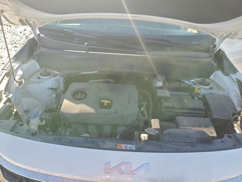 Фото 11 - KIA SELTOS