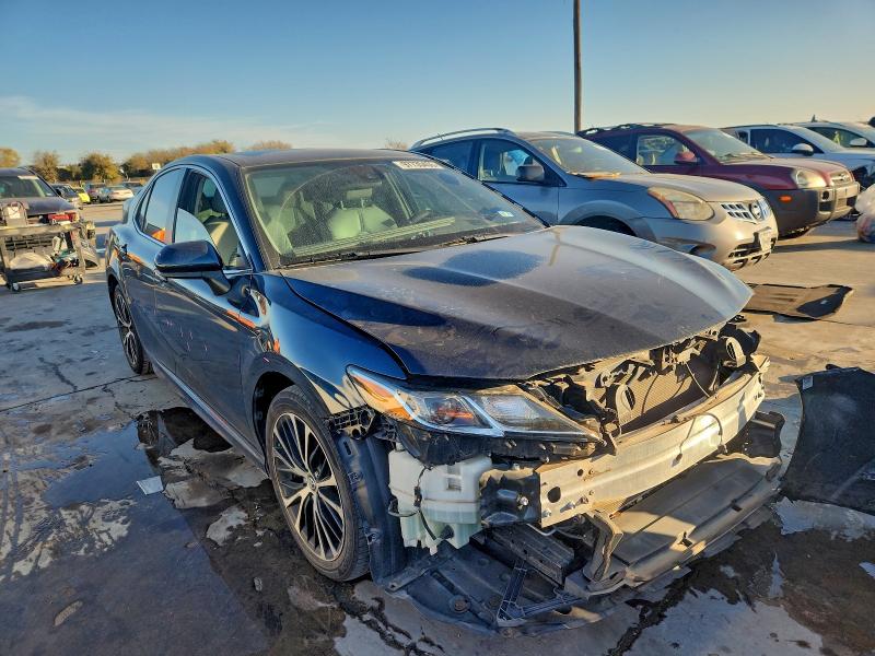 Фото 4 - TOYOTA CAMRY