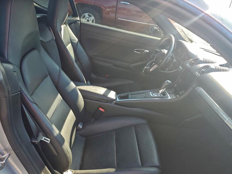 Фото 10 - PORSCHE CAYMAN