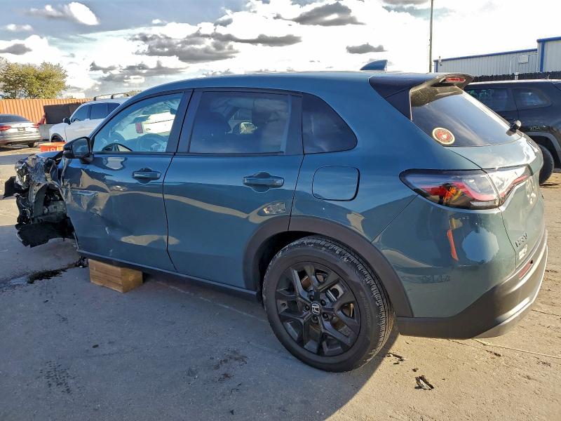 Фото 2 - HONDA HR-V