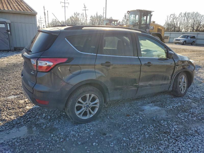 Фото 3 - FORD ESCAPE