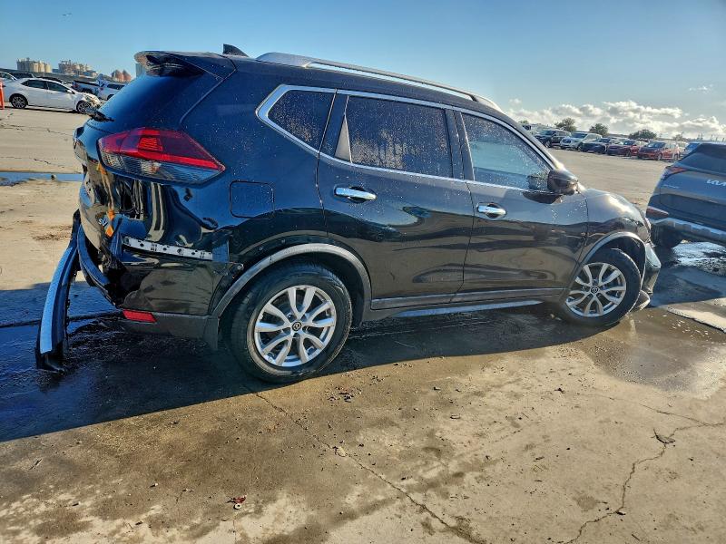 Фото 3 - NISSAN ROGUE