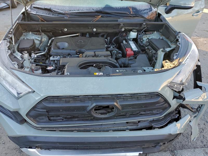 Фото 12 - TOYOTA RAV4