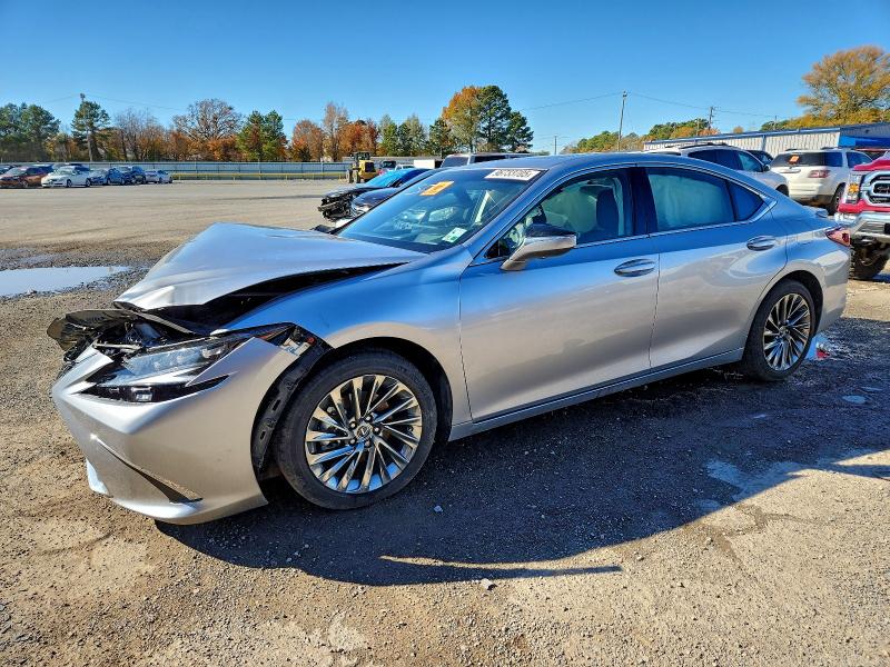 Фото 1 - LEXUS ES300