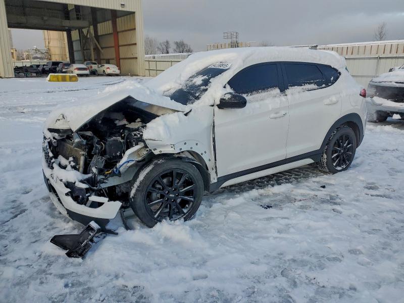 Фото 1 - HYUNDAI TUCSON