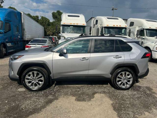 Фото 11 - TOYOTA RAV4