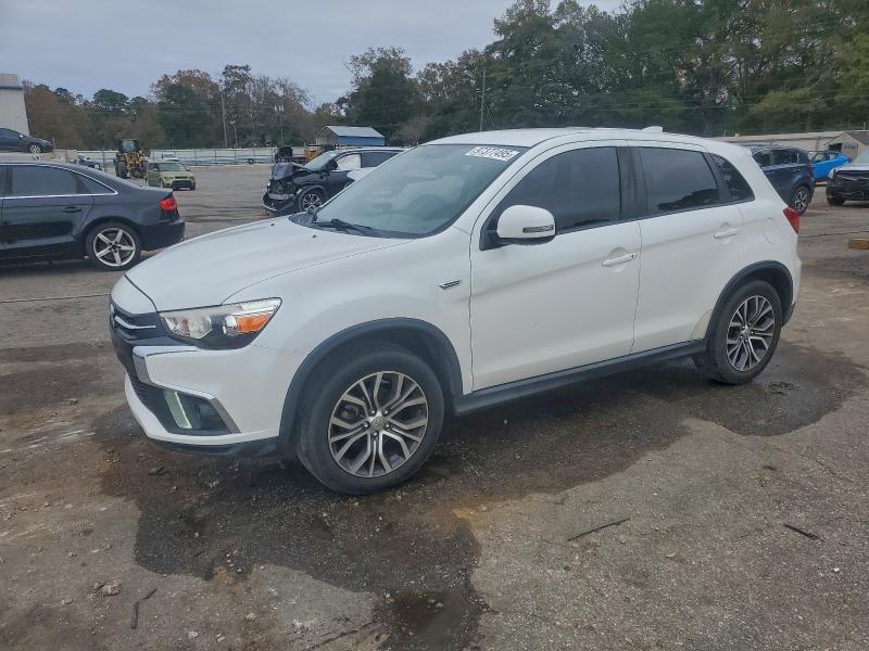 Фото 1 - MITSUBISHI OUTLANDER