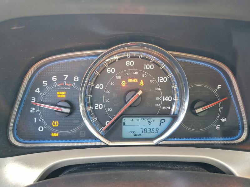 Фото 9 - TOYOTA RAV4