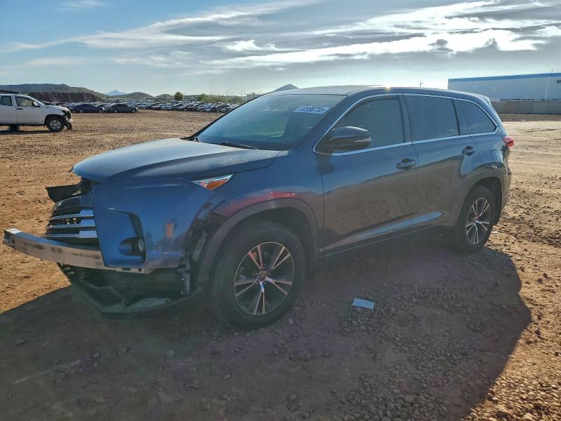 Фото 1 - TOYOTA HIGHLANDER