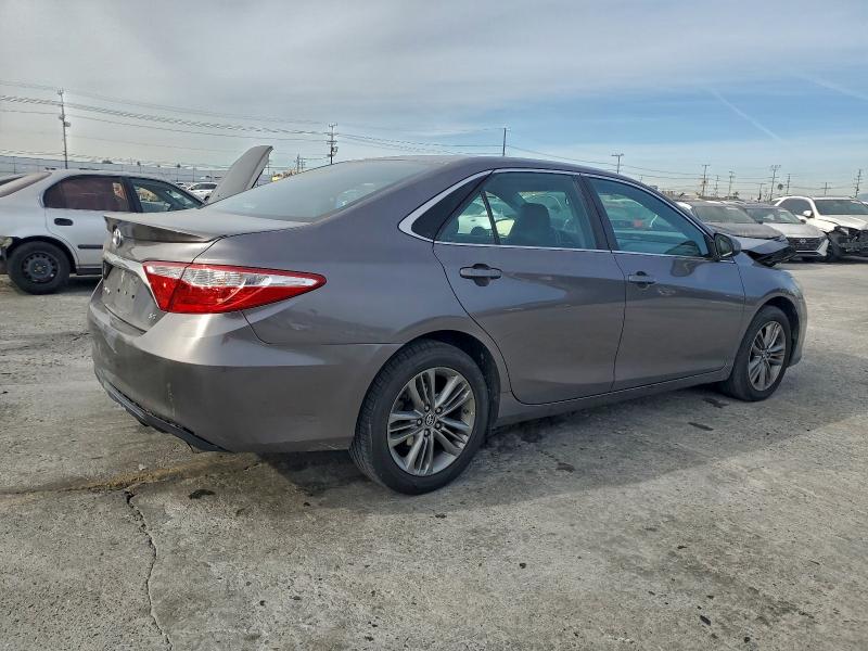 Фото 3 - TOYOTA CAMRY