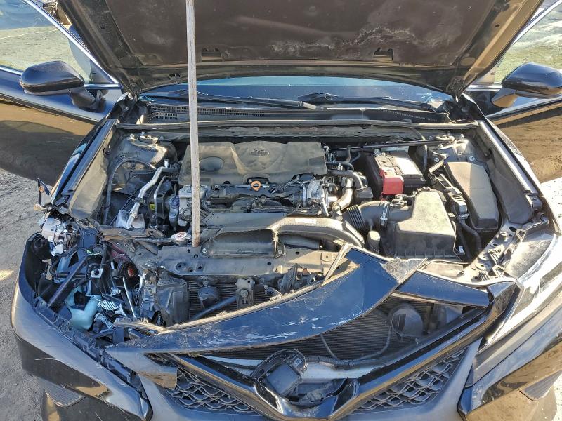 Фото 11 - TOYOTA CAMRY