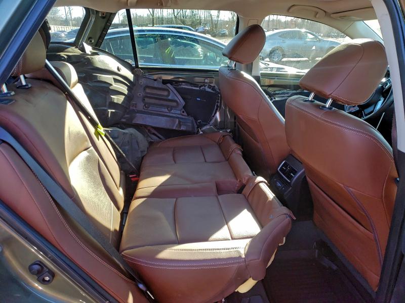 Фото 10 - SUBARU OUTBACK