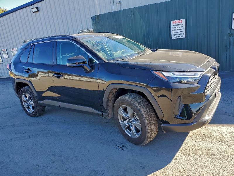 Фото 4 - TOYOTA RAV4