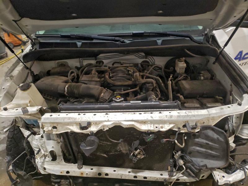 Фото 11 - TOYOTA TUNDRA