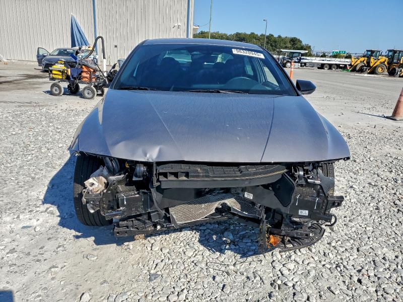 Фото 5 - HYUNDAI ELANTRA