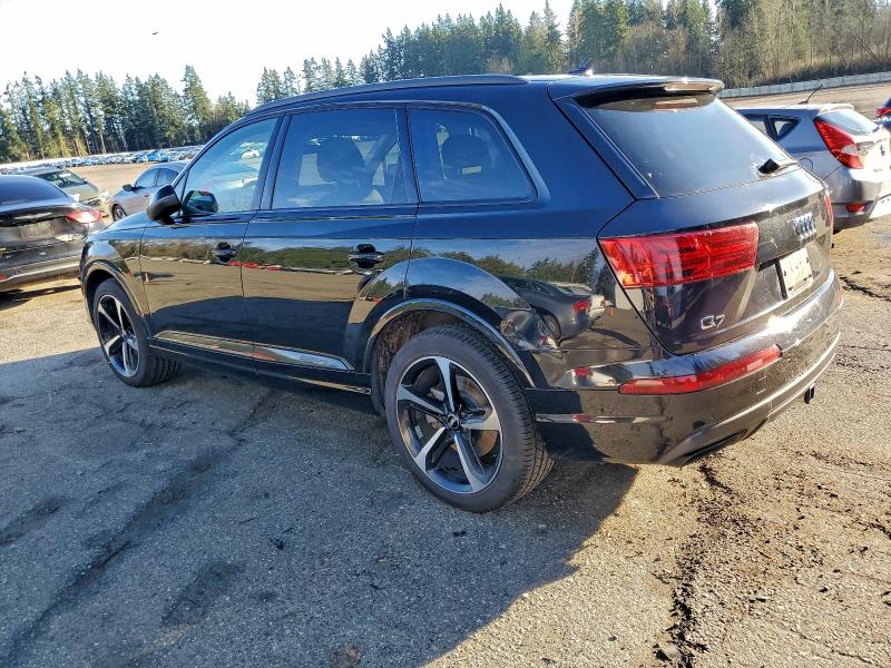 Фото 2 - AUDI Q7