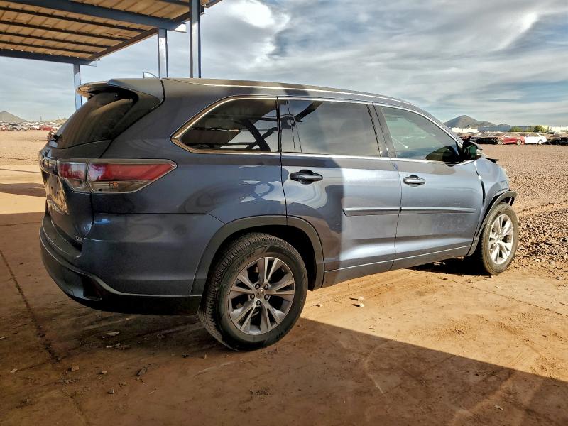 Фото 3 - TOYOTA HIGHLANDER