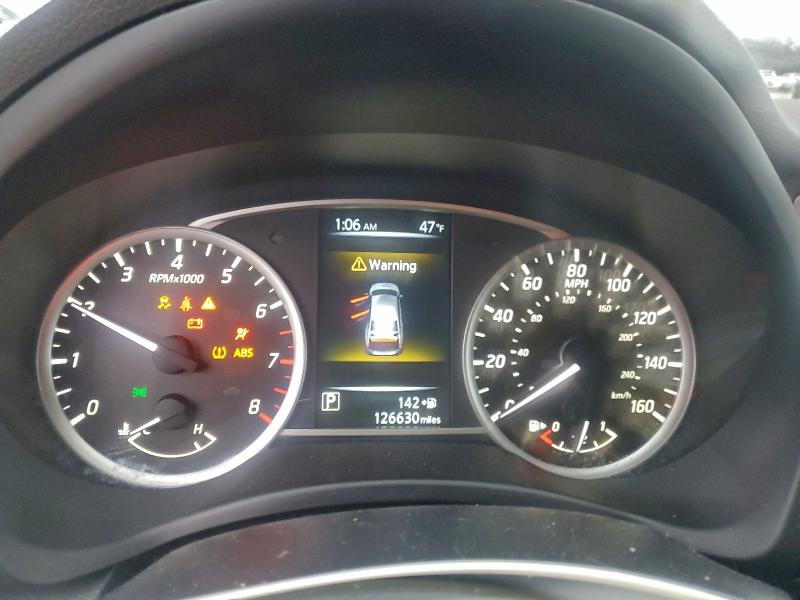 Фото 9 - NISSAN SENTRA