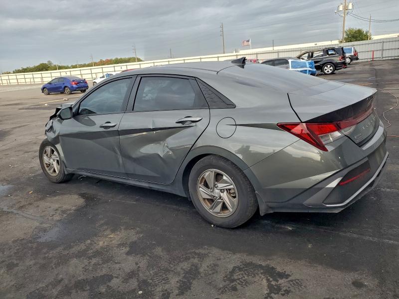 Фото 2 - HYUNDAI ELANTRA