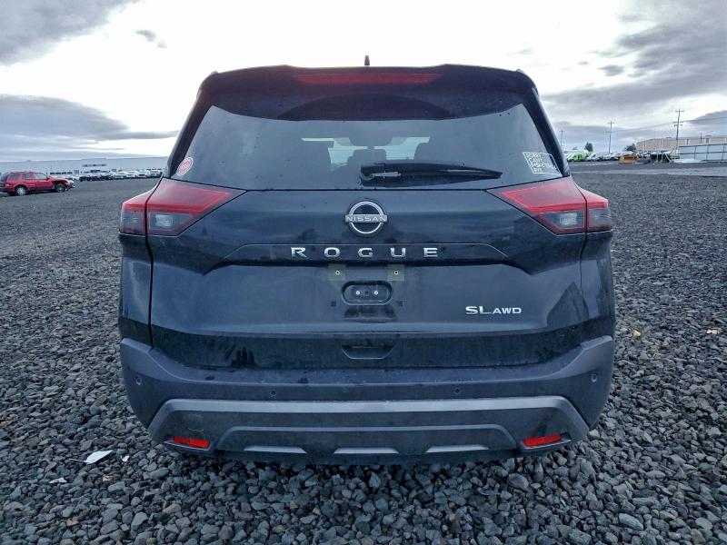 Фото 6 - NISSAN ROGUE