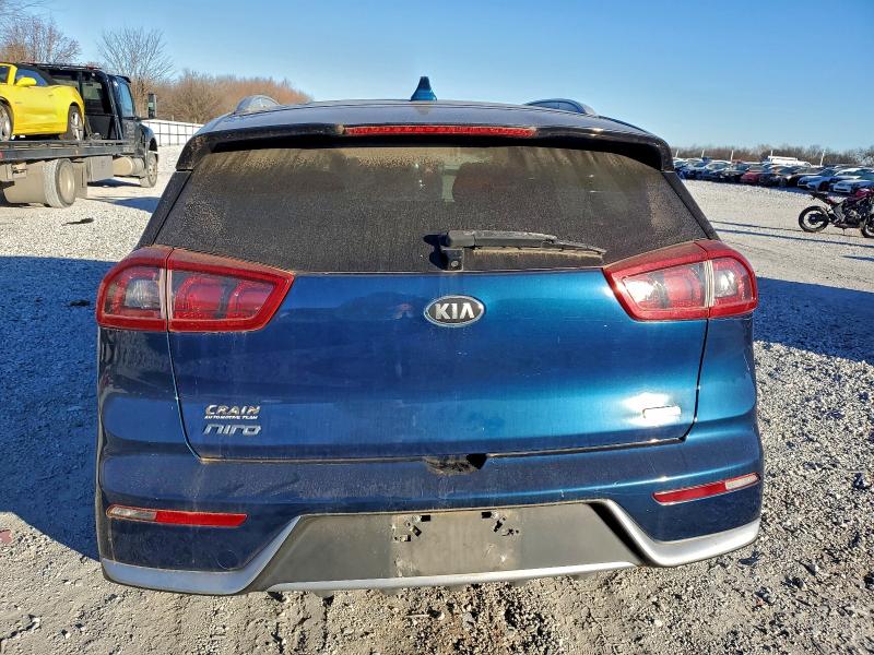 Фото 6 - KIA NIRO