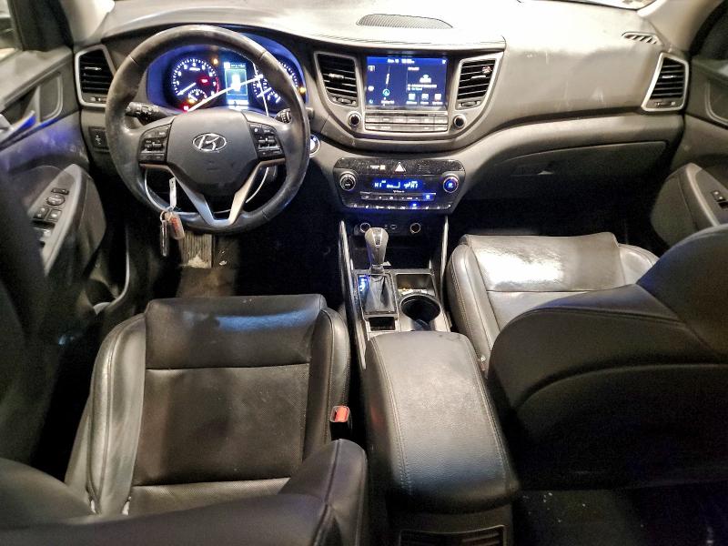 Фото 8 - HYUNDAI TUCSON