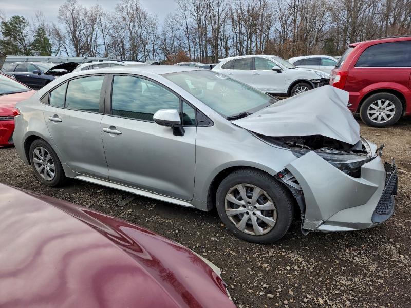 Фото 4 - TOYOTA COROLLA