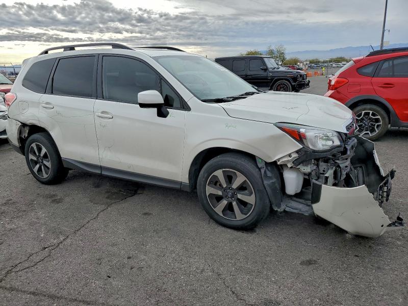 Фото 4 - SUBARU FORESTER