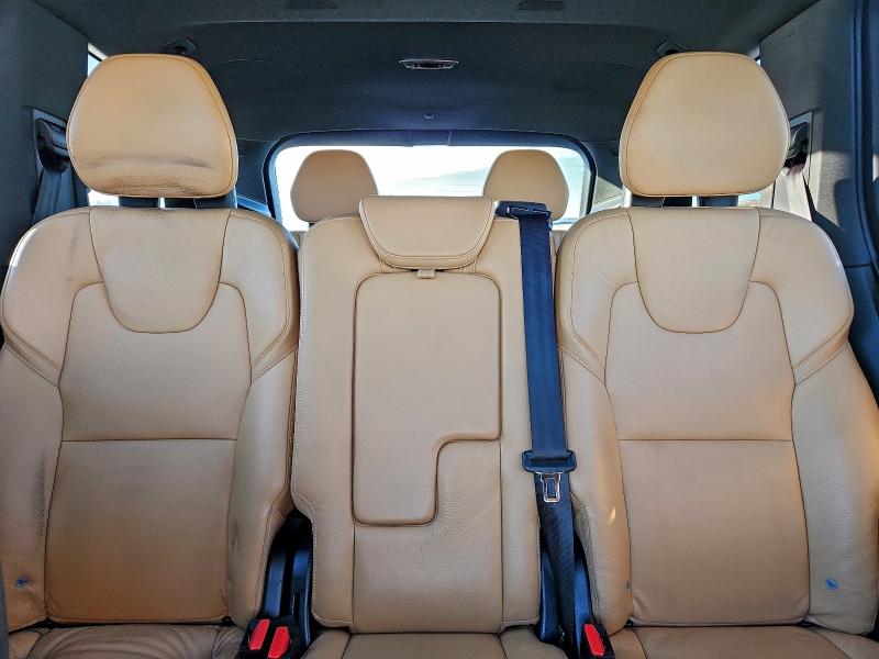 Фото 10 - VOLVO XC90