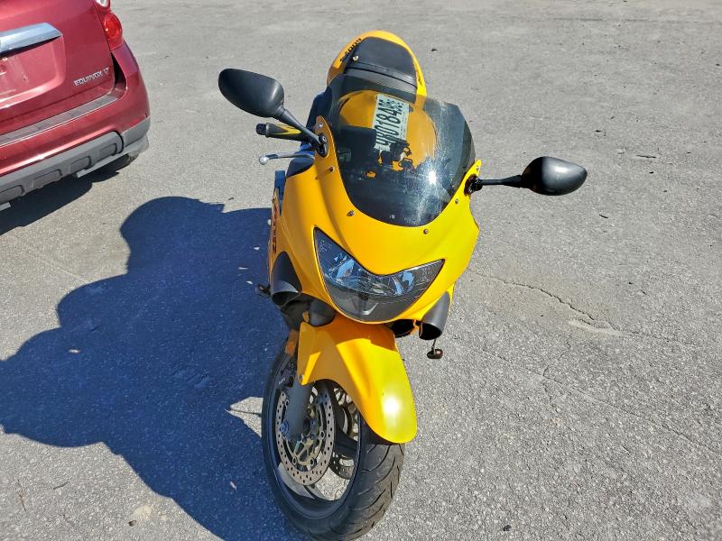 HONDA CBR CYCLE 2000