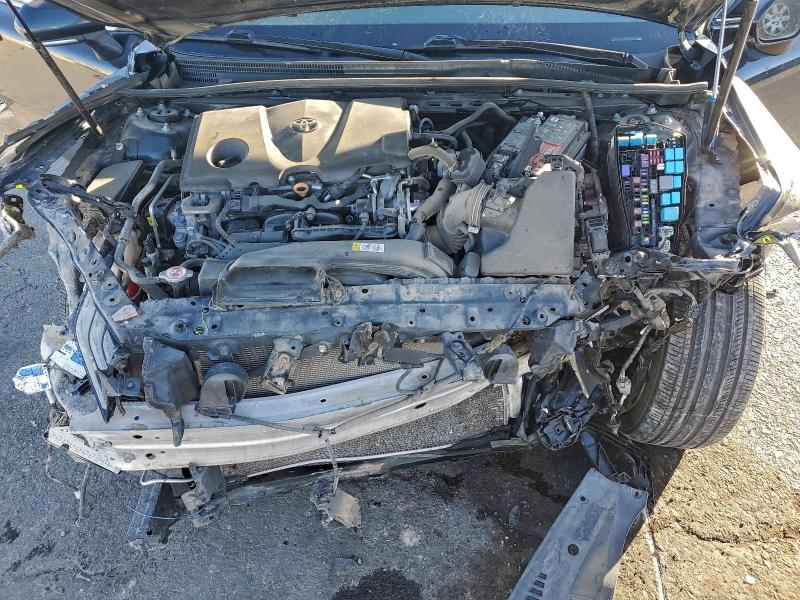 Фото 11 - TOYOTA CAMRY