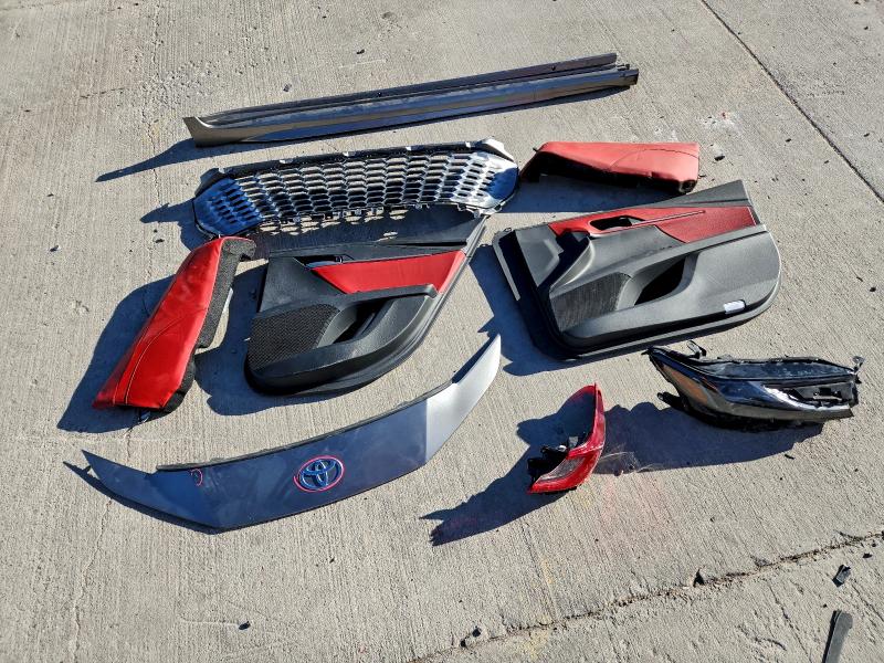 Фото 12 - TOYOTA CAMRY