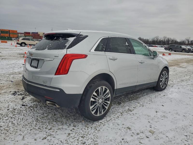 Фото 3 - CADILLAC XT5