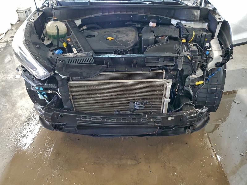 Фото 12 - HYUNDAI TUCSON