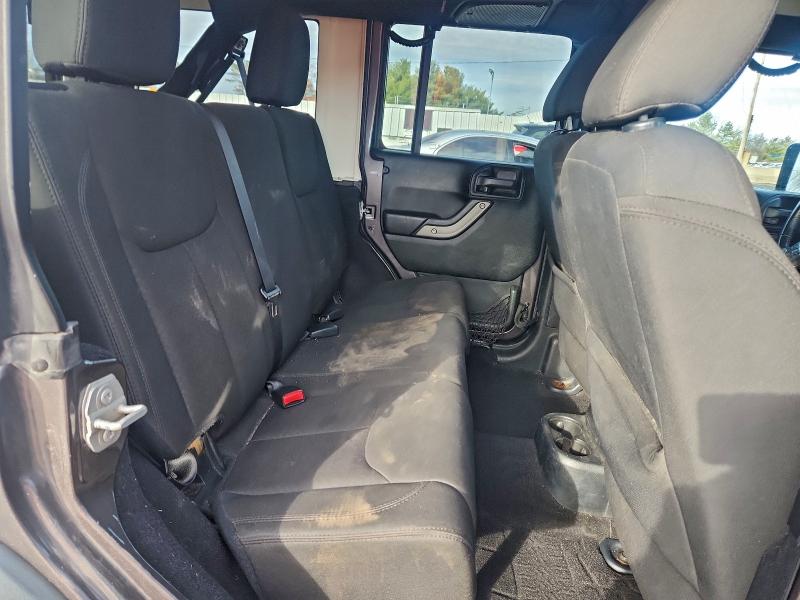 Фото 10 - JEEP WRANGLER