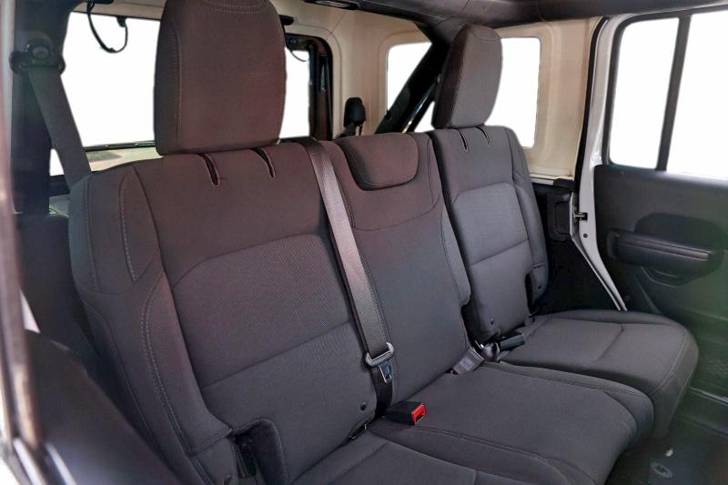 Фото 6 - JEEP WRANGLER