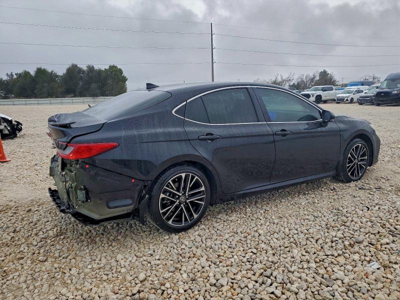 Фото 3 - TOYOTA CAMRY