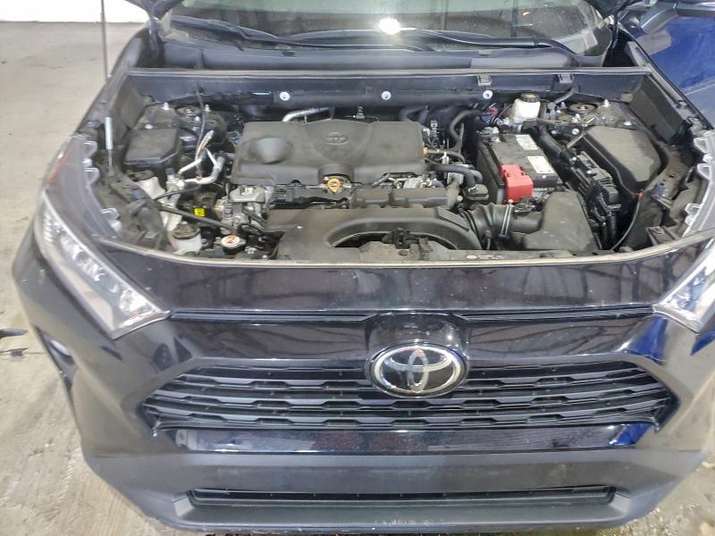 Фото 12 - TOYOTA RAV4